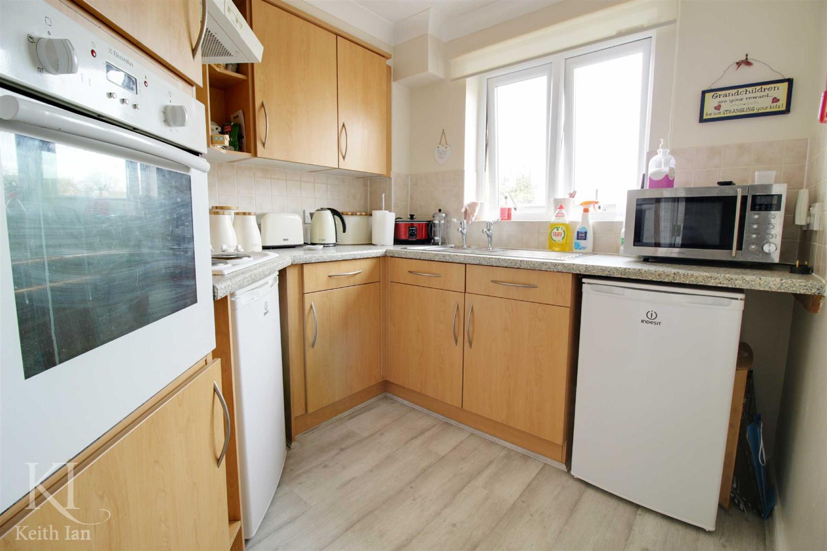 Cliff Richard Court, High Street, Cheshunt Keith Ian